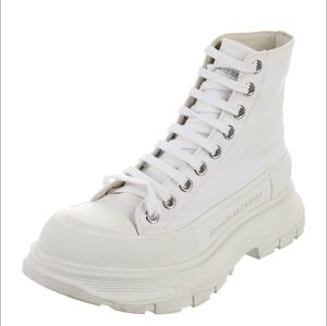 Alexander McQueen Women's White Tread Slick High-top Canvas Boots